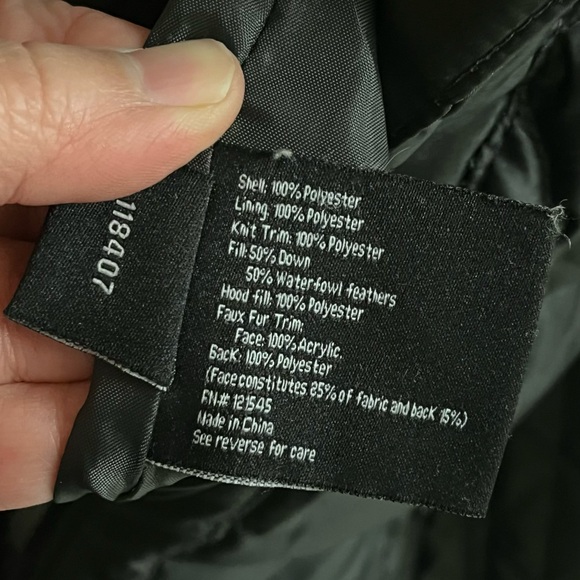 London Fog Black Puffer Coat with Faux Fur Hood - Picture 4 of 4